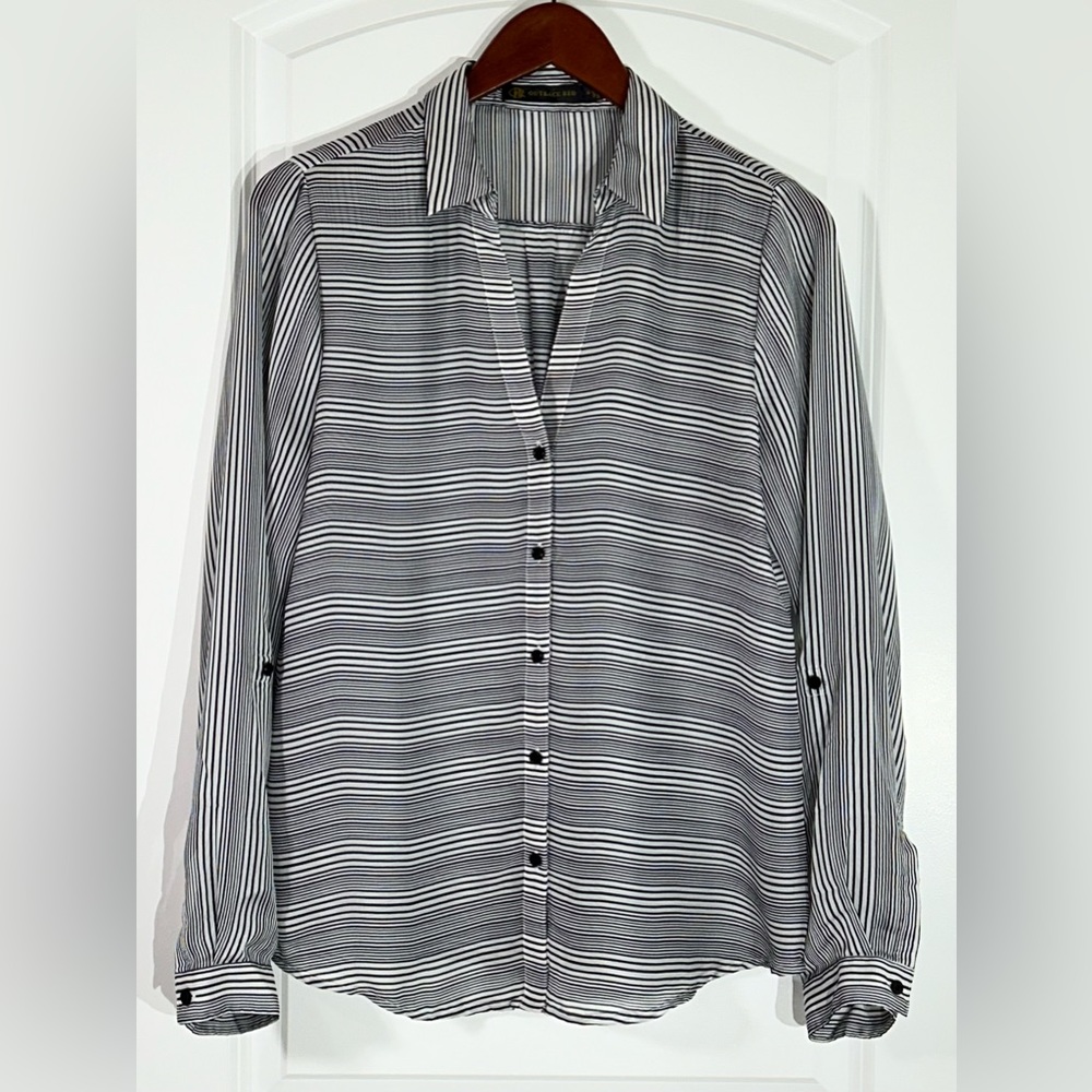 Outback Red Sheer Button Down Top, Long Sleeve, Navy Blue Stripe, Size M